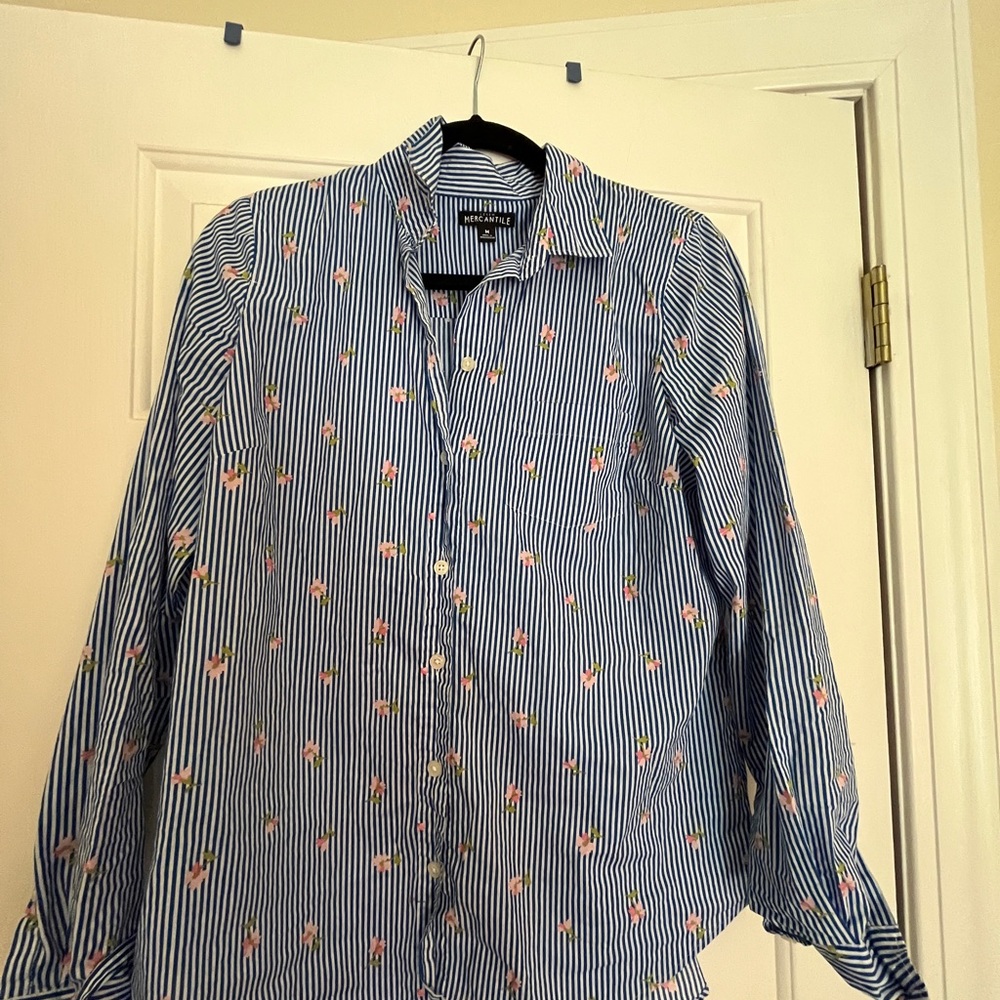 J Crew Mercantile Women’s Medium blouse